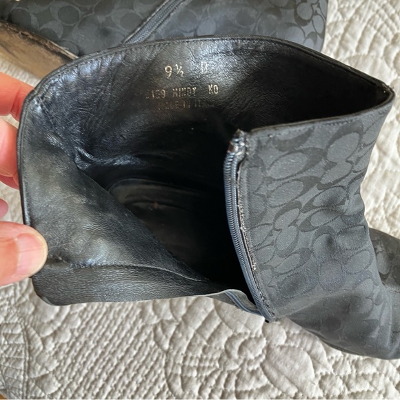 VTG Coach black fabric “C logo Mindy” ankle bootie - Picture 10 of 11